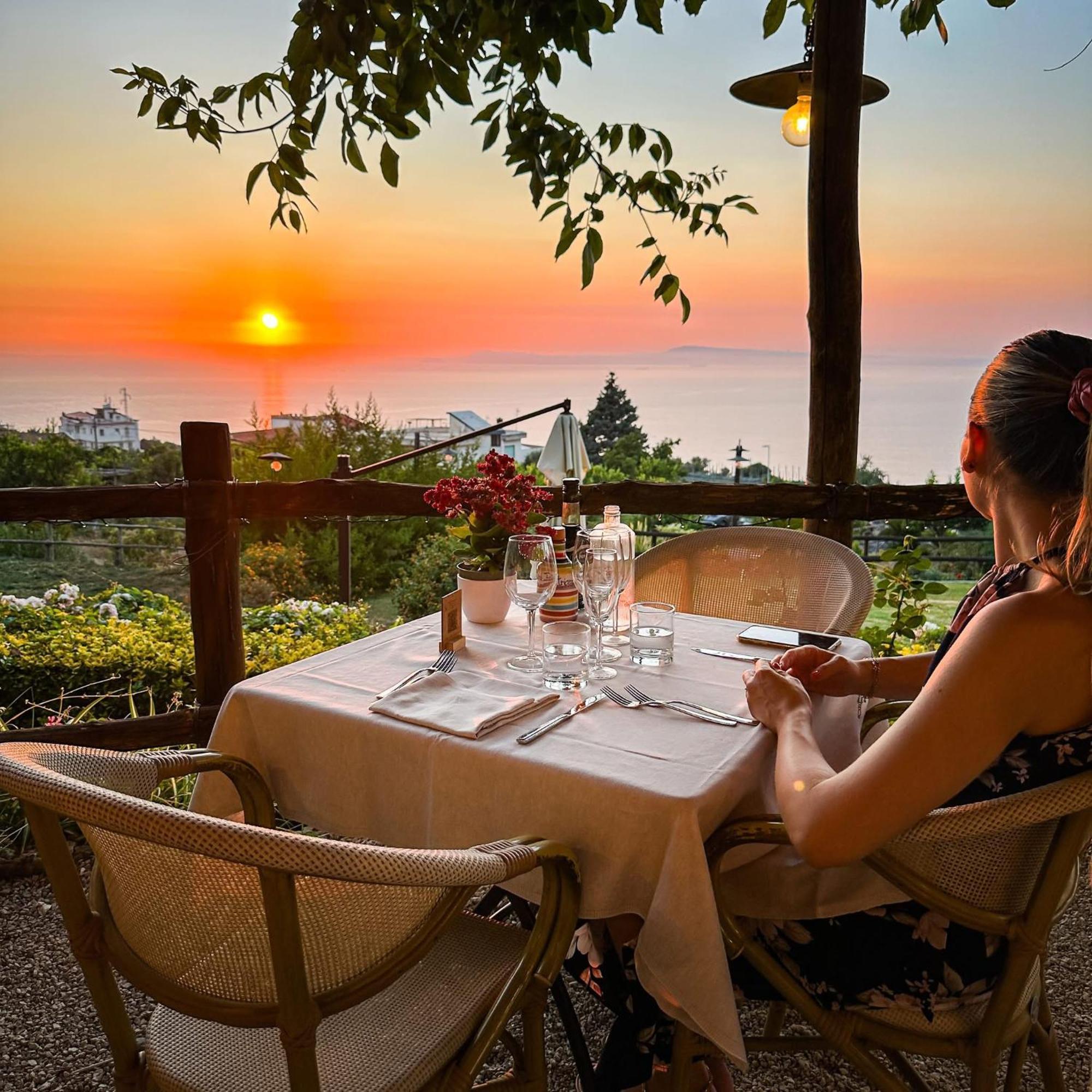 L'Antica Pigna Chateau 维克艾库塞 外观 照片